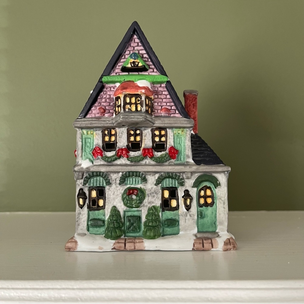 Trim A Home Porcelain Christmas Holiday House Vintage 90’s